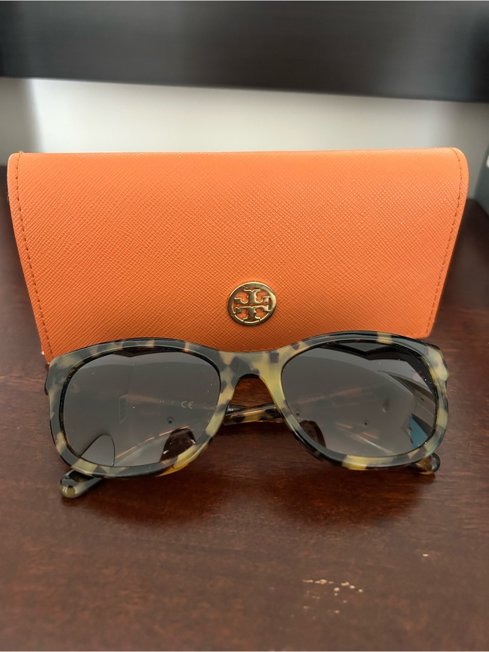 Tory Burch Sunglasses with Case
